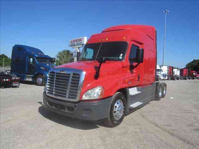 Freightliner CASCADIA -- (2015)