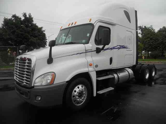 Freightliner CASCADIA -- (2015)