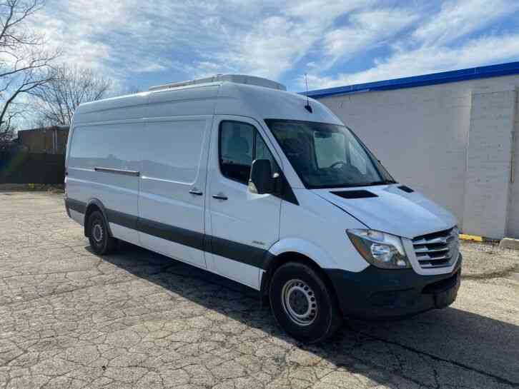 Freightliner SPRINTER 2500 (2015)