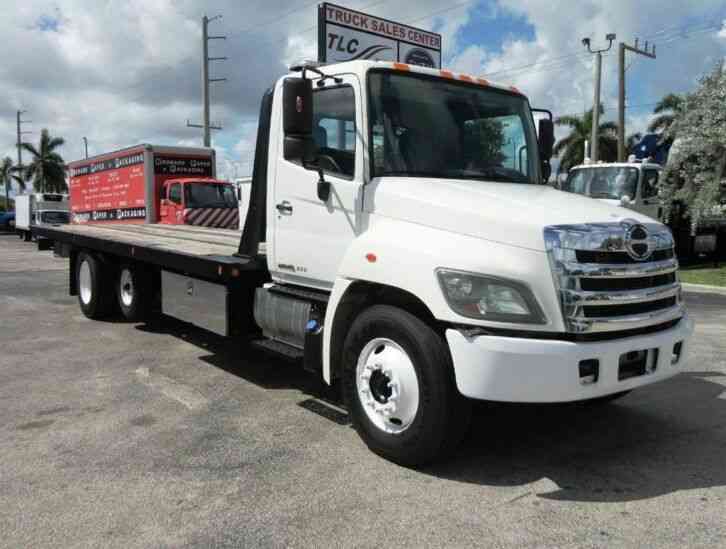 HINO 338 26FT 8 TON ROLLBACK INDUSTRIAL CHEVRON. . TANDEM AX 233119 Miles Wh (2015)