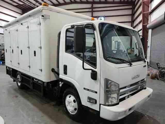 ISUZU NPR 14` JOHNSON FOOD DELIVERY BODY ELEC STANDYBY 130, 939 MILES (2015)