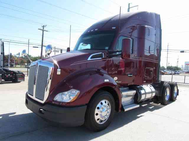 Kenworth T680 -- (2015)