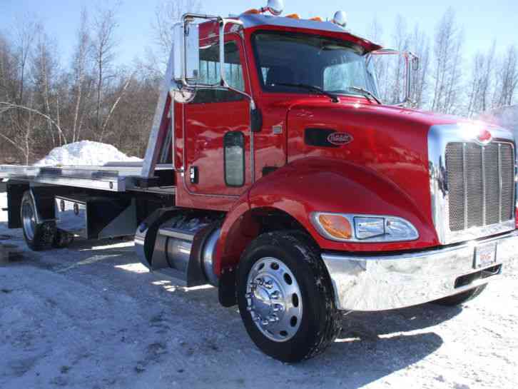 Peterbilt 337 Car Carrier (2015)