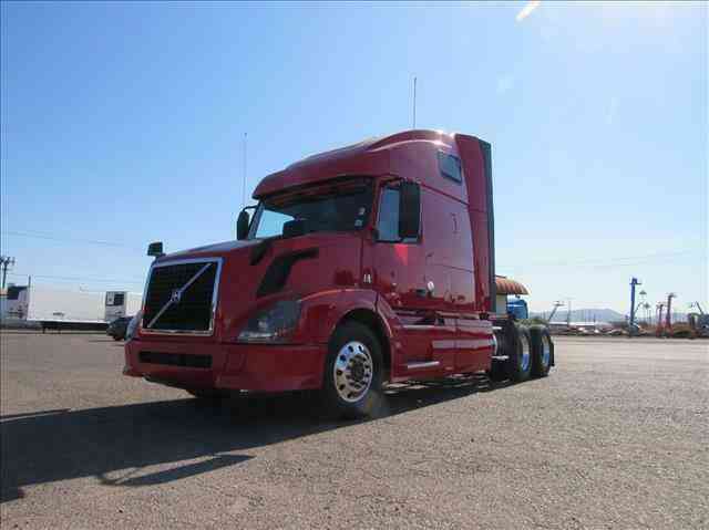 Volvo VNL670 -- (2015)