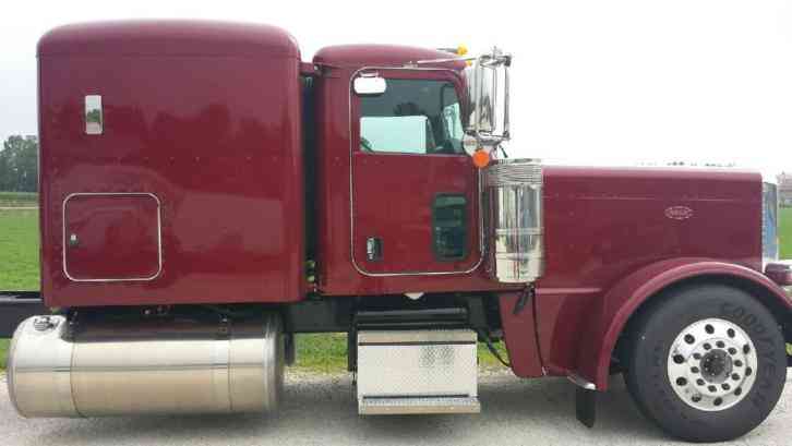 Peterbilt 389 (2016)