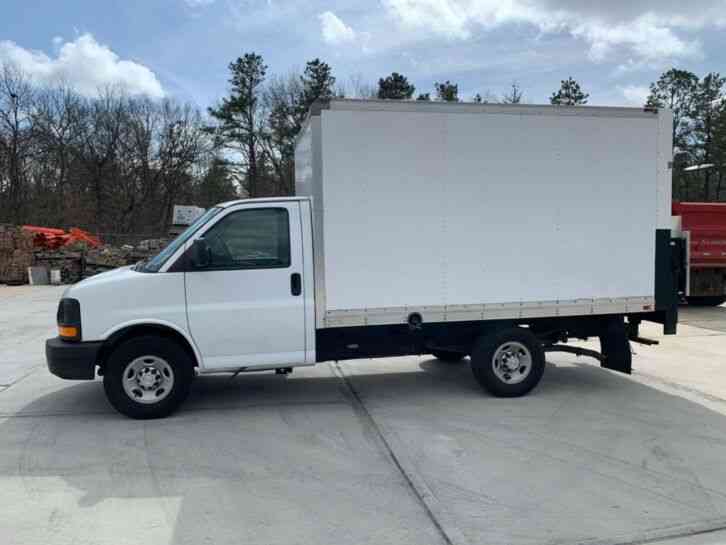 Chevrolet express (2016)