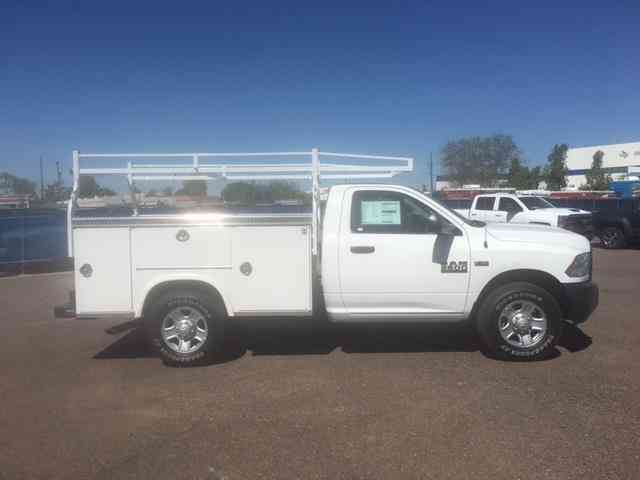 Dodge 2500 Tradesman (2016)