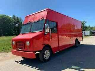 Ford E450 P1000 (2016)