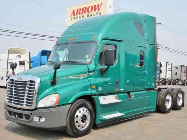 Freightliner CASCADEVO -- (2016)