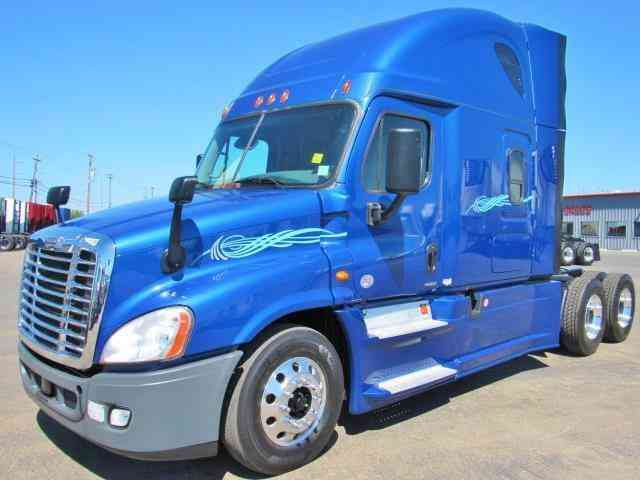 Freightliner CASCADEVO -- (2016)