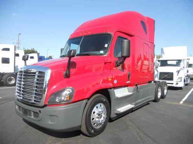 Freightliner CASCADEVO -- (2016)