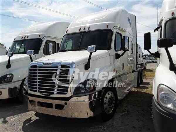 FREIGHTLINER CASCADIA 125 -- (2016)