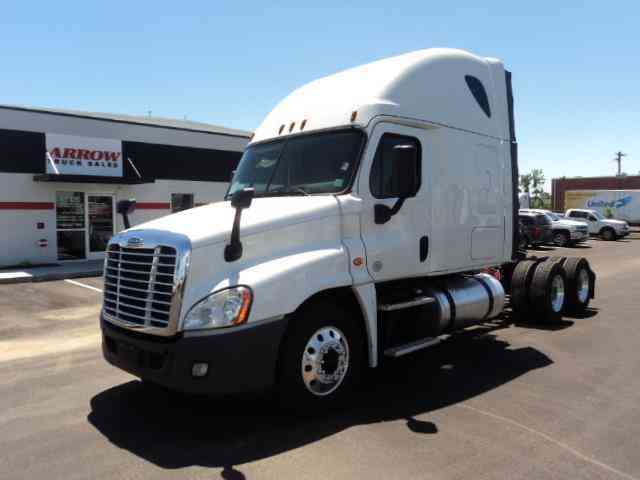 Freightliner CASCADIA -- (2016)