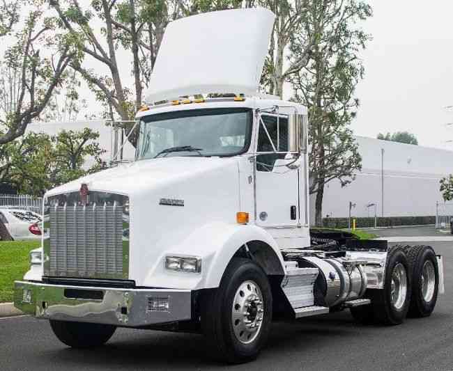 KENWORTH T800 (2016)