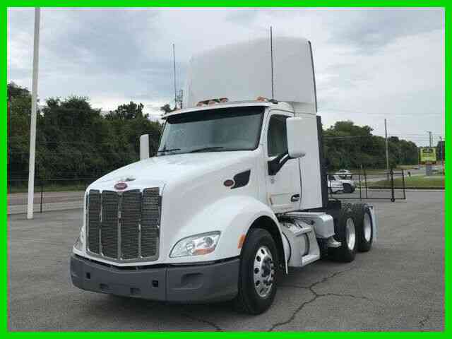 Peterbilt 579 Used Day Cab- VERY LOW MILES - CLEAN AND READY TO GO! (2016)