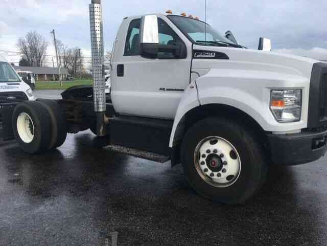 FORD F750 (2017)