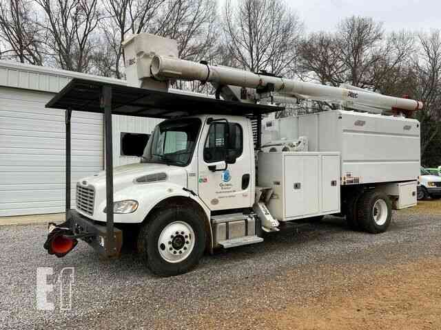 Freightliner M2106 ALTEC 75' ELEVATOR BUCKET BOOM CHIPPER DUMP (2017)