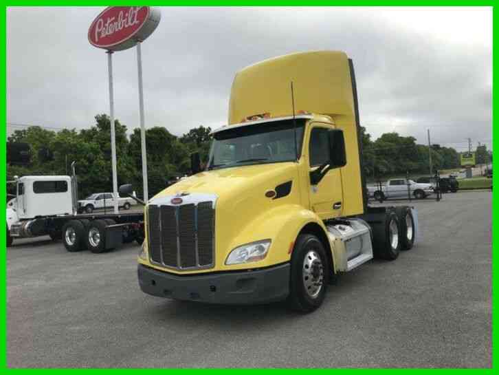 Peterbilt 579 Used Day Cab - LOW MILES - MX-13, 10 SPD, ROAD READY! (2017)