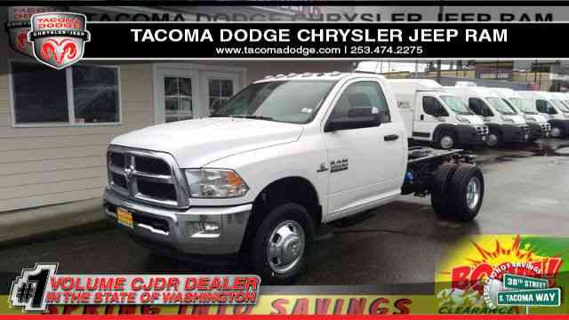 Ram Ram 3500 Tradesman 60 CA (2017)