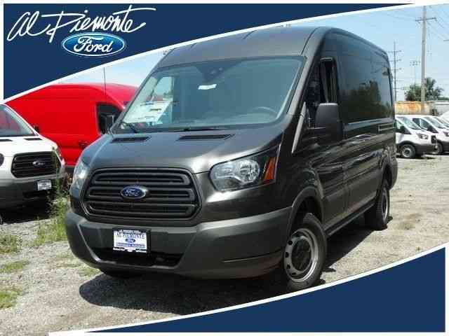 Ford Transit 250 -- (2018)