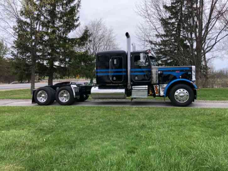 Peterbilt 359EXHD (1984)