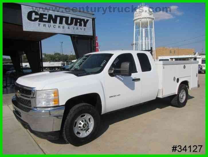 Chevrolet 2500 EXTENDED CAB UTILITY TRUCK (2011)