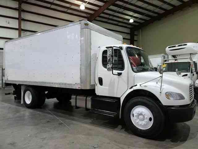 Freightliner M2 106 (2014)