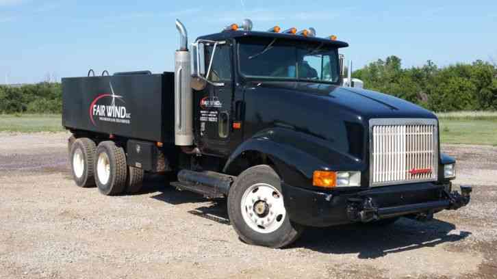 International 9400 (1993)