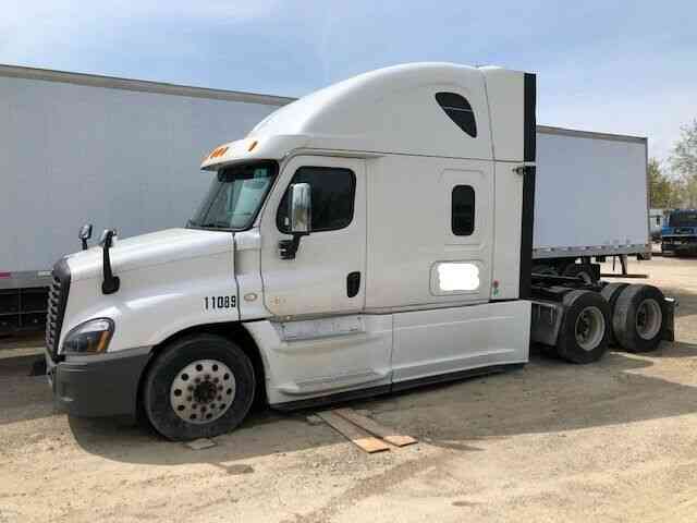 FREIGHTLINER CASCADIA (2014)