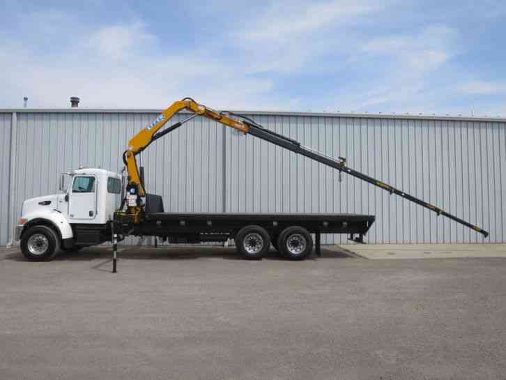 Peterbilt 348 (2011)