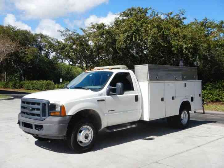Ford F-350 4X4 Service Utility Truck Service Utility Truck (2006)