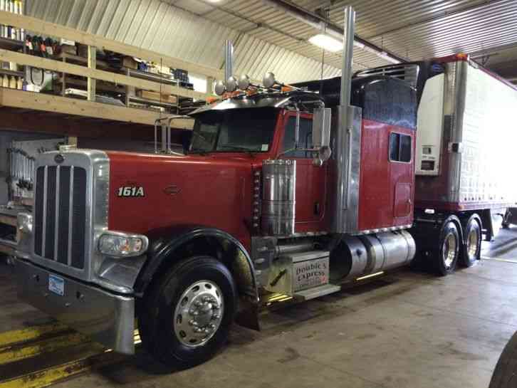 Peterbilt 389 (2012)