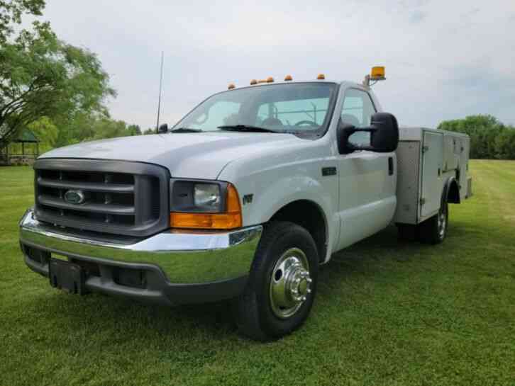 Ford WELL MAINTAINED SERVICE UTILITY TRUCK WELL MAINTAINED SERVICE UTILITY TRUCK (1999)