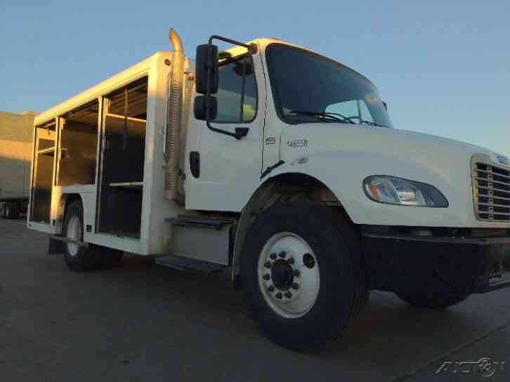 Freightliner BUSINESS CLASS M2 106 (2016)