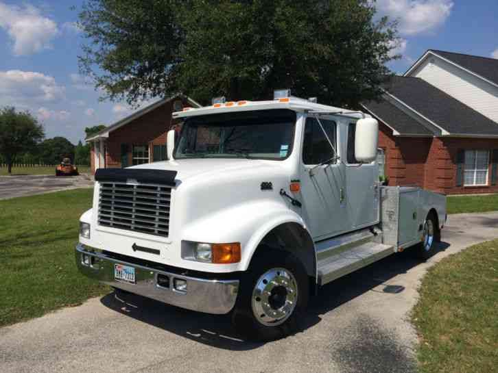 International 4700 (2001)