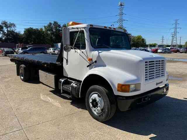 International 4700 (1997)