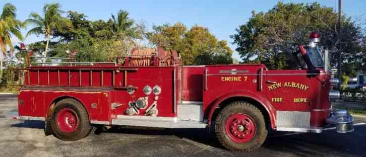 American LaFrance Series 900 (1962)