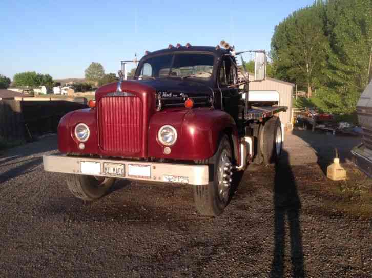 Mack B68 (1961)