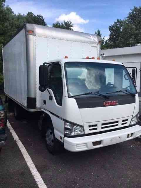 GMC W3500 BOX TRUCK (2006)