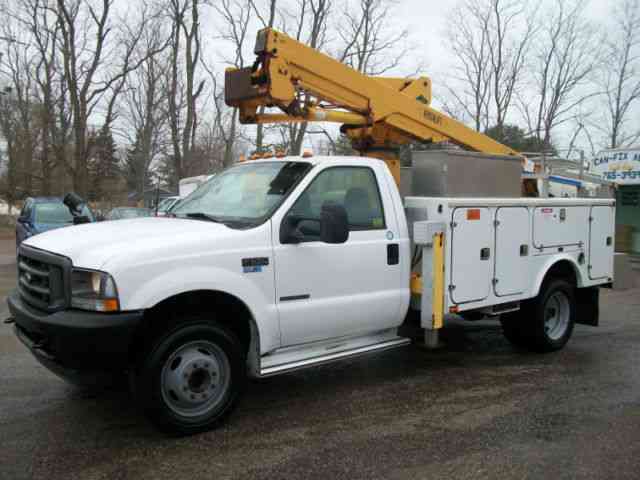 Bucket Truck F550 2003