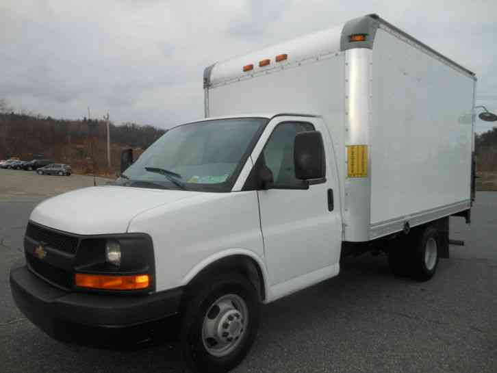 Chevrolet Express 3500 (2011)