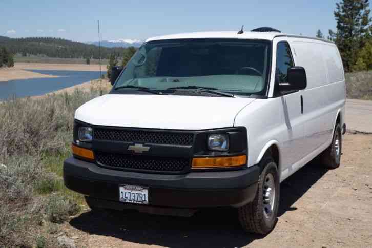 Chevrolet Express 2500 Extended (2014)