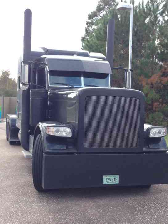 Peterbilt 389 (2010)