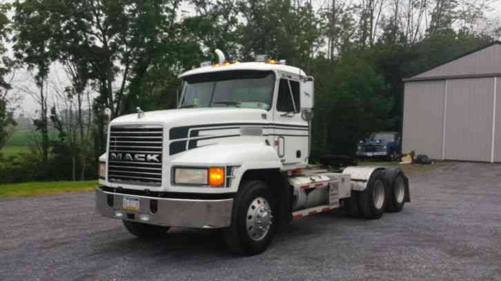 Mack CH 613 (1998)