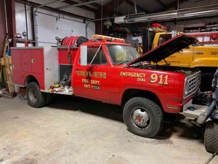 Dodge Power Wagon Pierce 4x4 Quick Attack Mini Pumper Fire Truck