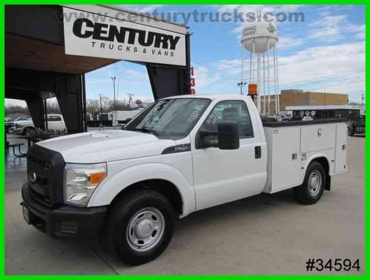 Ford F250 REGULAR CAB SERVICE BODY TRUCK (2013)