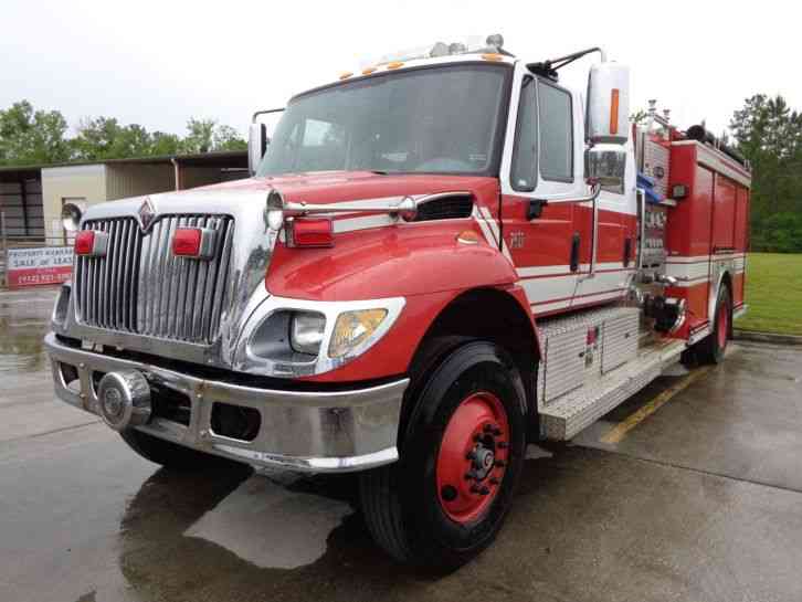 International 7400 (2003)