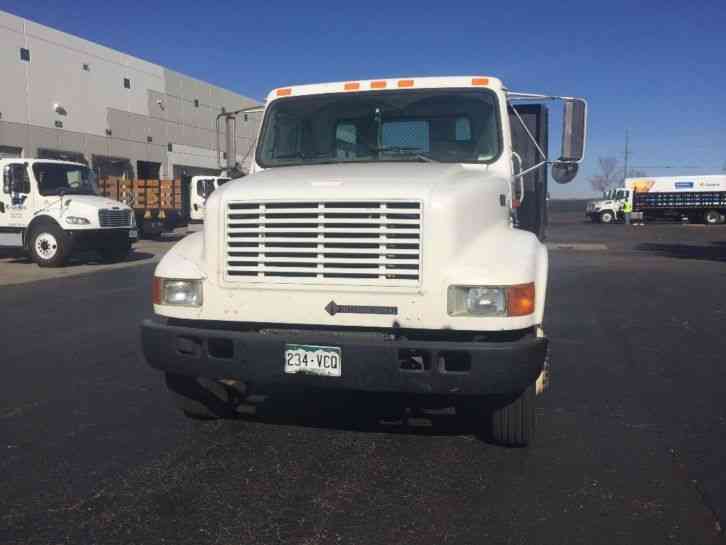 International 4700 t444e (1999)