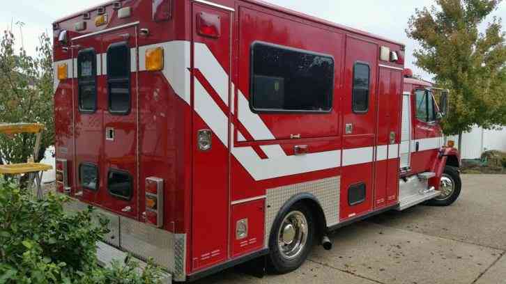 Freightliner Ambulance (1997)