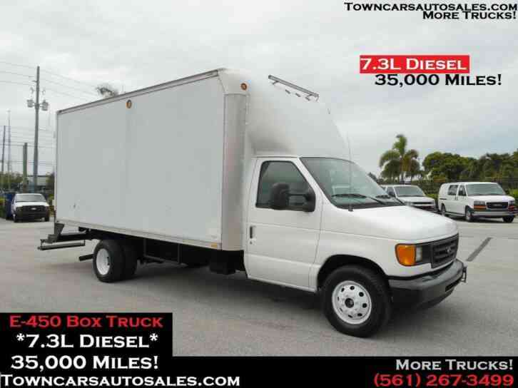 Ford E450 Box Truck 35, 000 Miles 7. 3L DIESEL (2003)